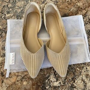 VIVAIA Women's Beige Loafers